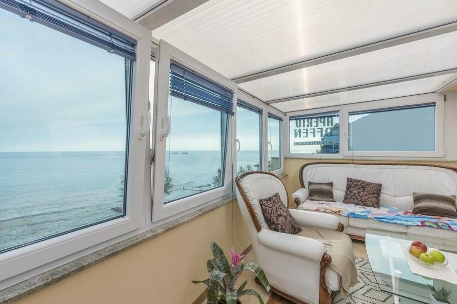 Apartment Lion Novigrad Istria Exterior foto