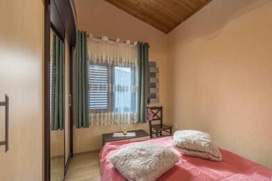 Apartment Lion Novigrad Istria Exterior foto
